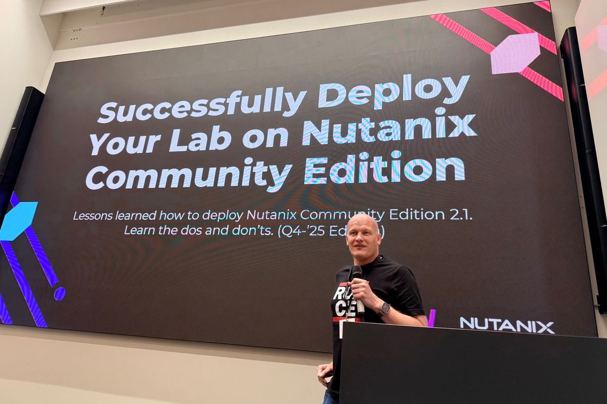 Jeroen at the Nutanix User Group Belgium in front of the slide Successfully Deploy Your Lab on Nutanix Community Edition